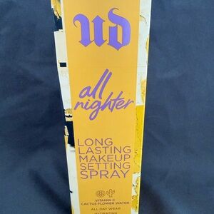 Urban Decay All Nighter Makeup Setting Spray
